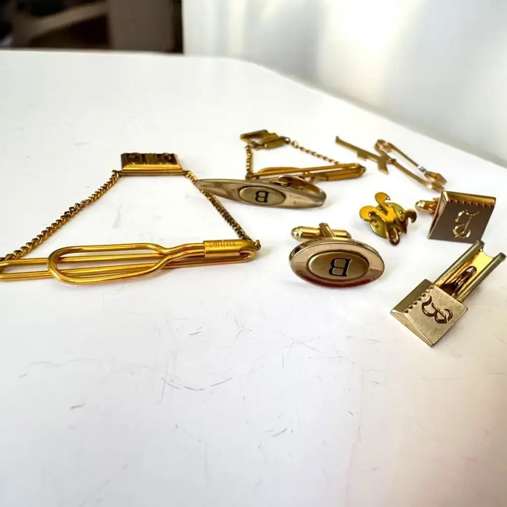 Vintage Lot of 8 Men’s Jewelry Swank, Hickok Cufflinks, Tie Bar Monogram Pins